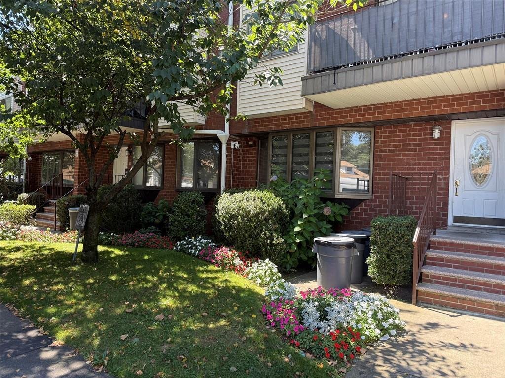 Listing in brooklyn
