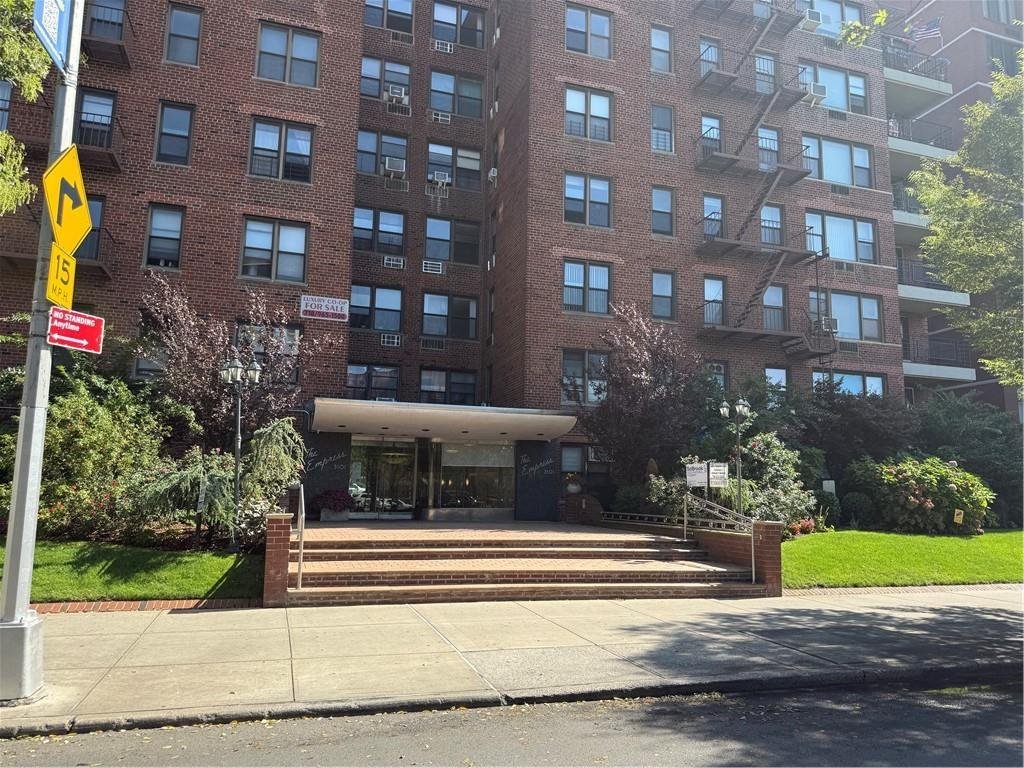 New Listing in Brooklyn!