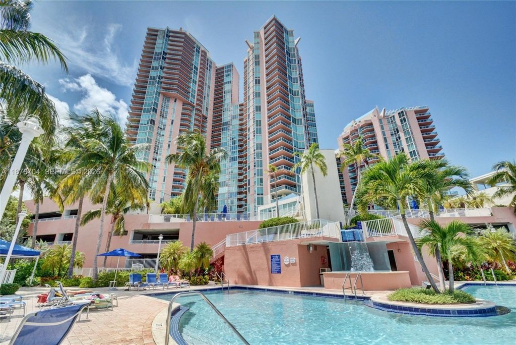 Sold 2 Beds 2.5 Baths Condo in Aventura!